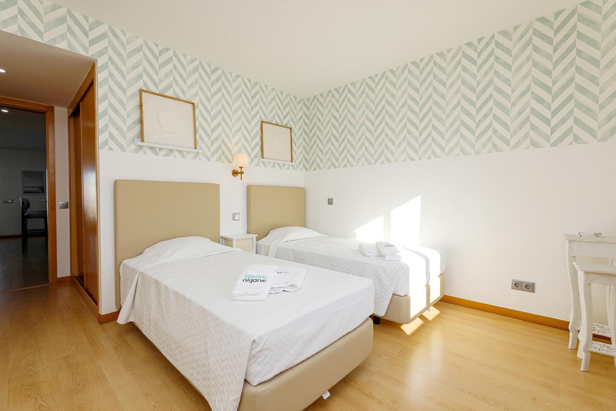 B19 - Marina Bay Apartment Лагос Екстериор снимка