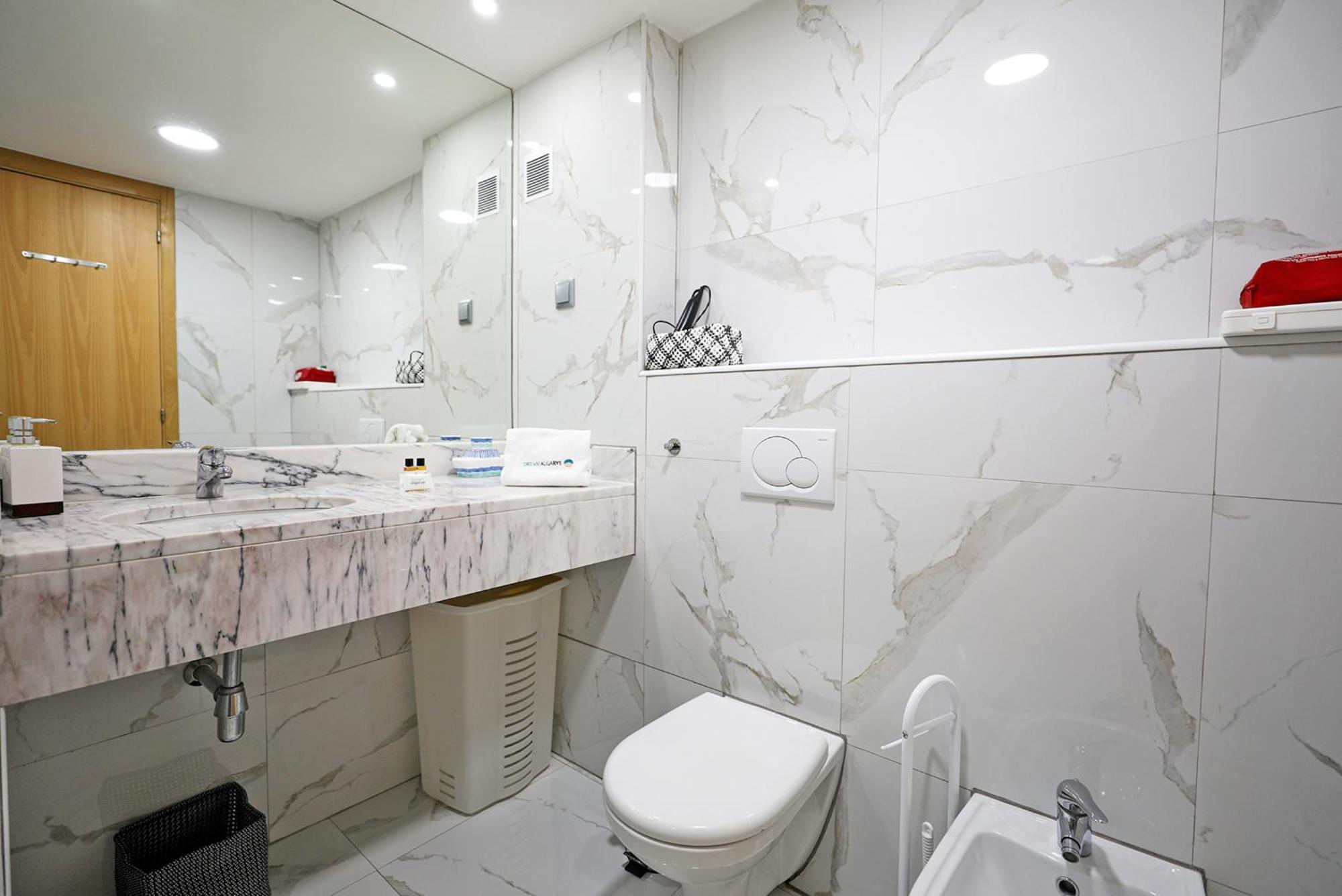 B19 - Marina Bay Apartment Лагос Екстериор снимка